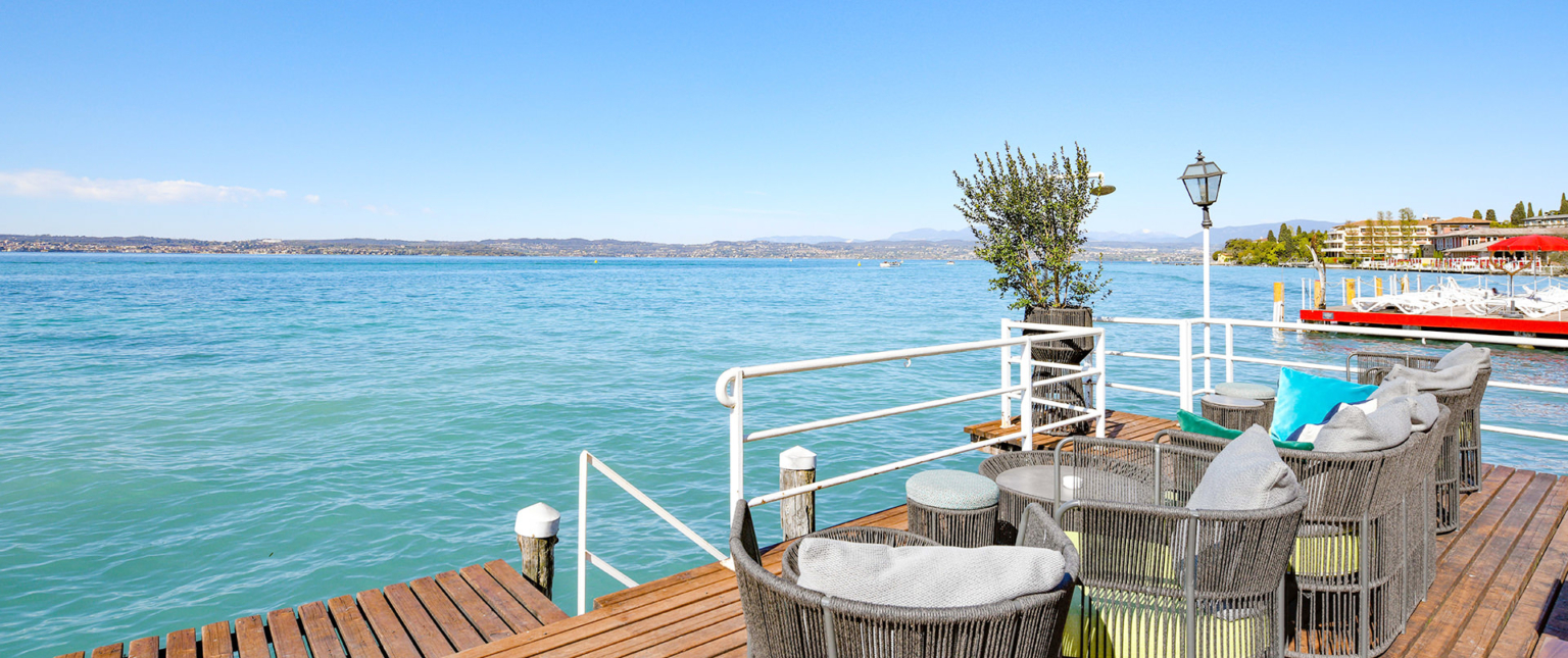 The lounge bar of Hotel Flaminia